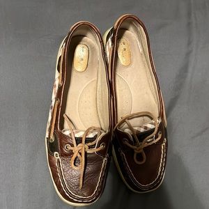Sperry boat shoes